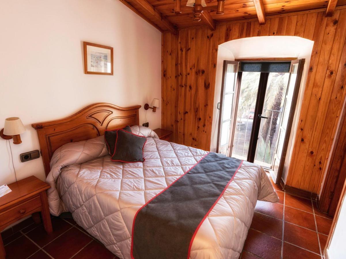 Hotel Las Palmeras By Vivere Stays Zafra Eksteriør bilde
